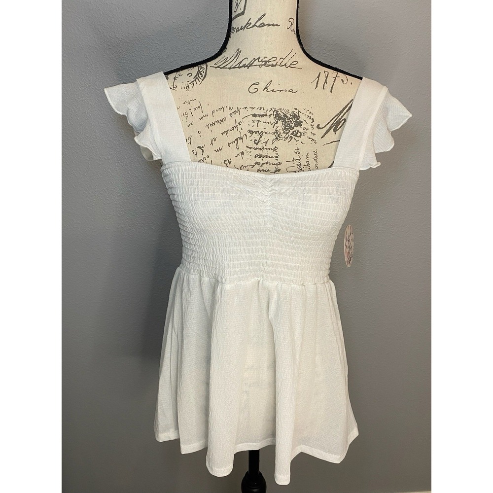 Love + Joy Cream Colored Women's Sz M Stretchy Ruffled Top - New With Tags